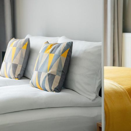 Esencja Apartments With Free Parking Garbary 104 By Noclegi Renters Πόζναν Εξωτερικό φωτογραφία