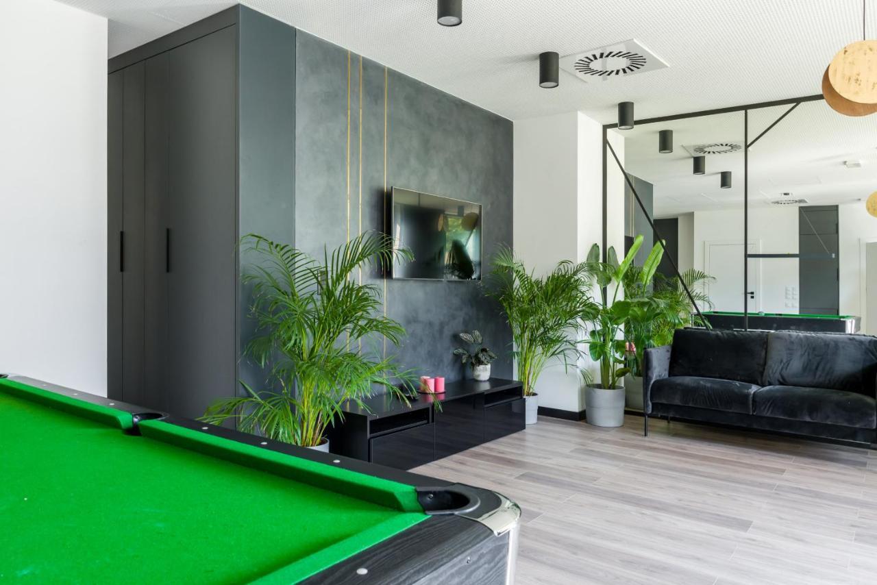 Esencja Apartments With Free Parking Garbary 104 By Noclegi Renters Πόζναν Εξωτερικό φωτογραφία