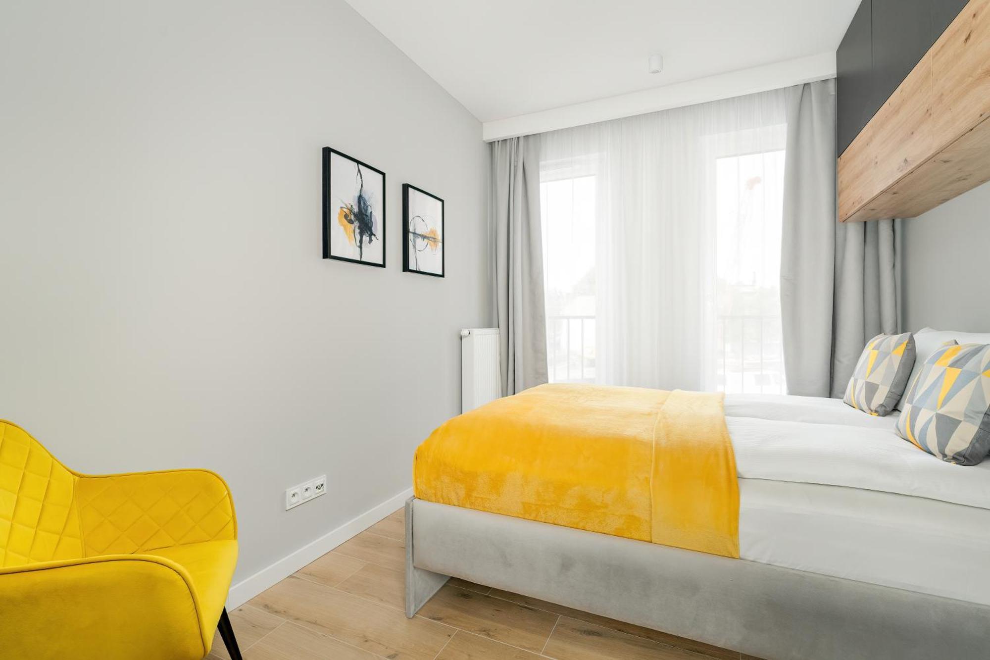 Esencja Apartments With Free Parking Garbary 104 By Noclegi Renters Πόζναν Εξωτερικό φωτογραφία