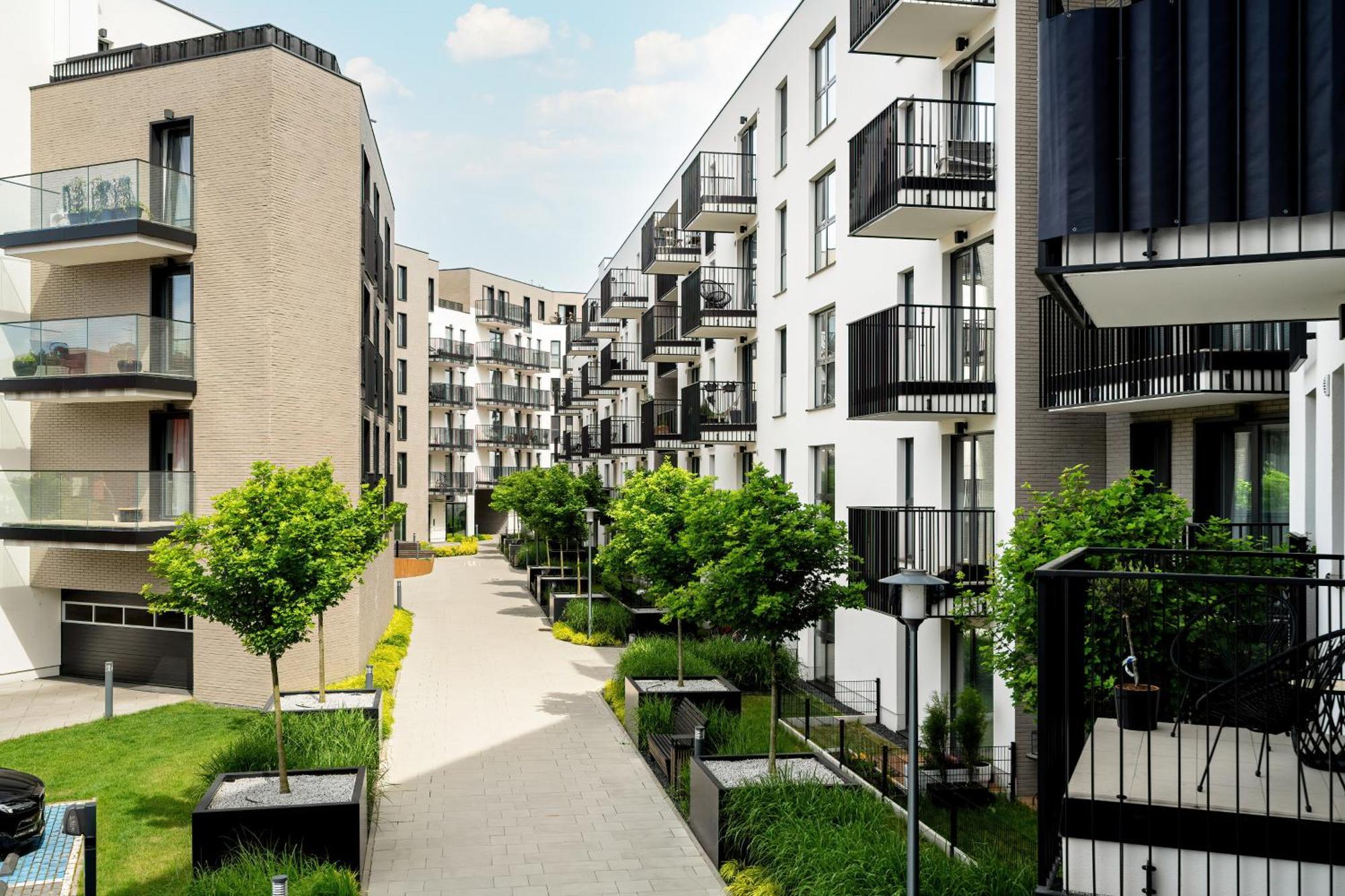 Esencja Apartments With Free Parking Garbary 104 By Noclegi Renters Πόζναν Εξωτερικό φωτογραφία