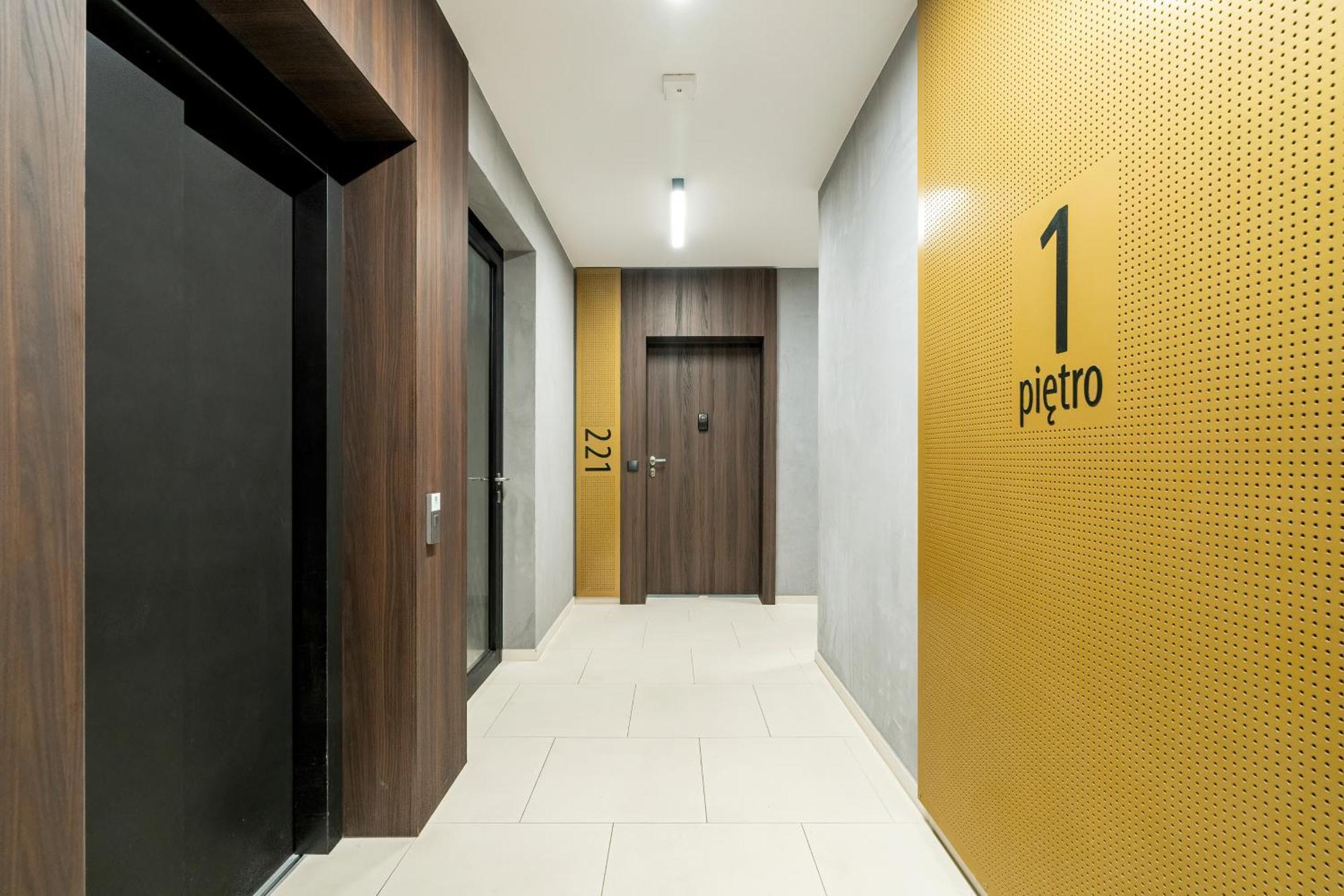 Esencja Apartments With Free Parking Garbary 104 By Noclegi Renters Πόζναν Εξωτερικό φωτογραφία