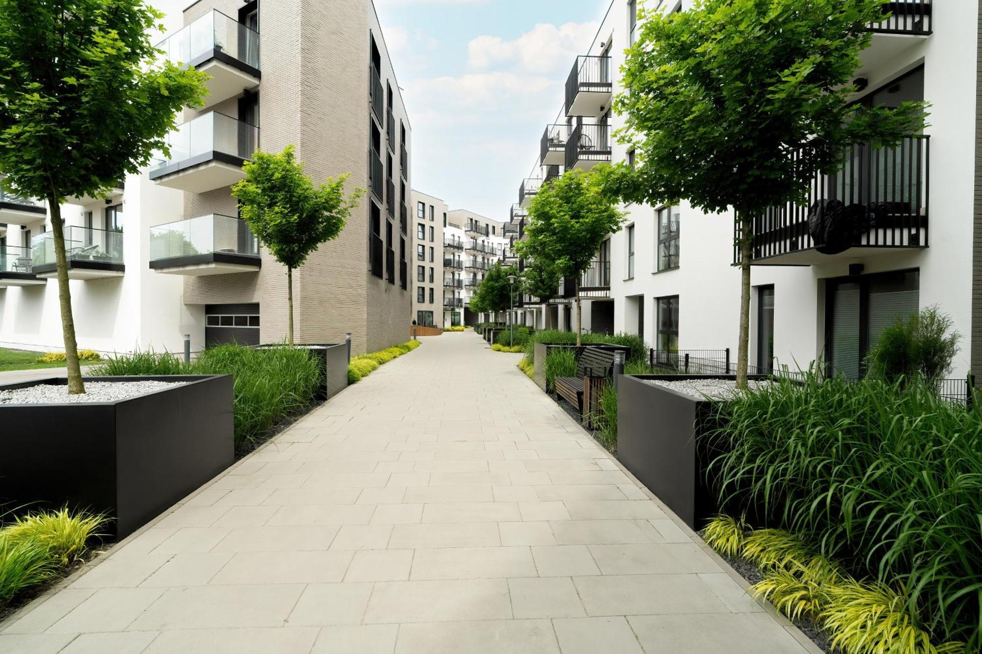 Esencja Apartments With Free Parking Garbary 104 By Noclegi Renters Πόζναν Εξωτερικό φωτογραφία