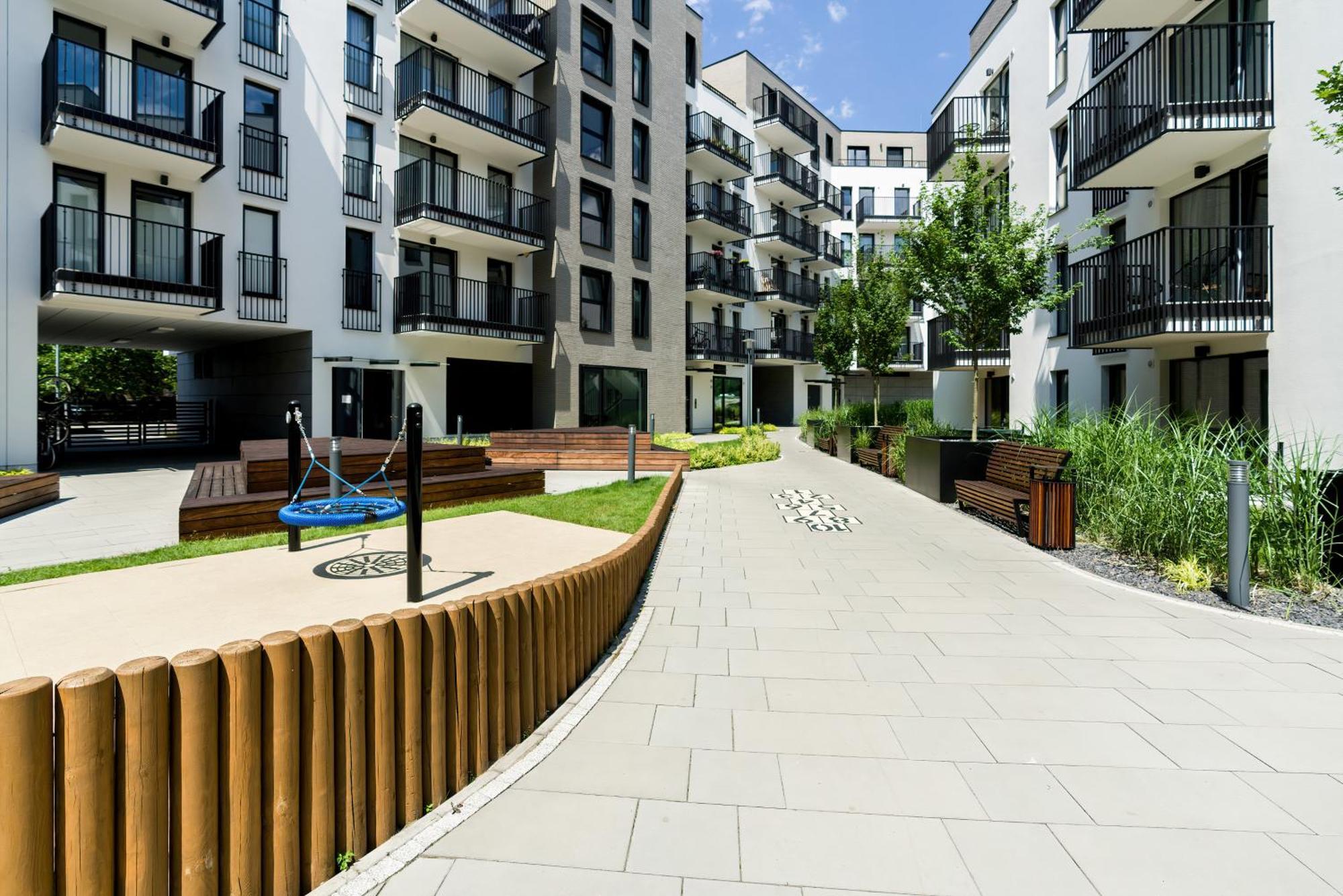 Esencja Apartments With Free Parking Garbary 104 By Noclegi Renters Πόζναν Εξωτερικό φωτογραφία
