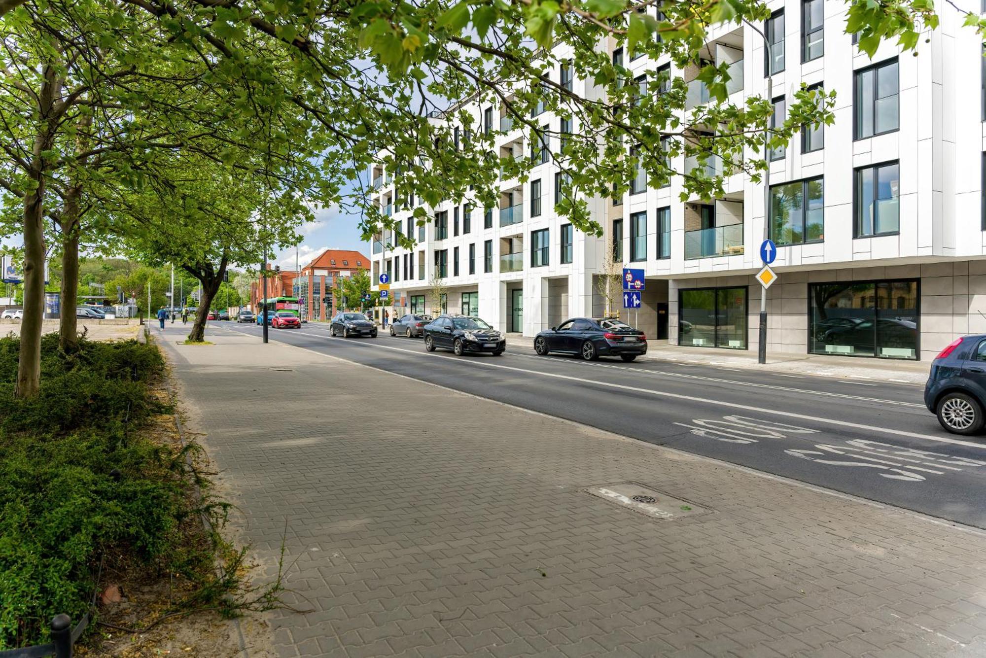 Esencja Apartments With Free Parking Garbary 104 By Noclegi Renters Πόζναν Εξωτερικό φωτογραφία